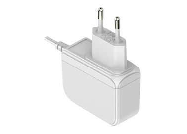 kupować Biały zasilacz prądu zmiennego 12 V 1.5A z USA / UE / Wielkiej Brytanii do montażu w zestawie z dekoderem online manufacture