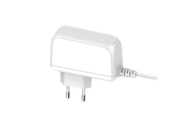 kupować Zasilacz ścienny o mocy 18 W, biały, zasilany prądem zmiennym, z wtyczką EU online manufacture