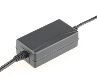 kupować Uniwersalny adapter podróżny 60 W Przenośny adapter podróżny 12 - 24 V. online manufacture