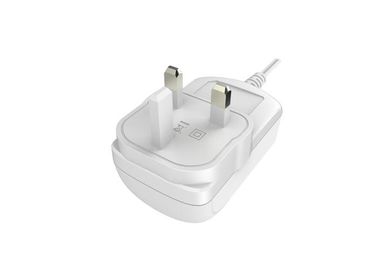 Dobra cena. Biała wtyczka UK 2A Ac Dc 12v Zasilacz do montażu na ścianie Z certyfikatem CE GS LVD w Internecie