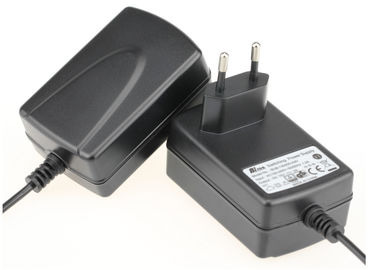 Dobra cena. 600ma Czarny 12V AC DC Adapter Universal Wall Mount Do ładowania telefonu w Internecie